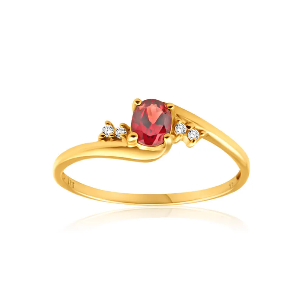 9ct Yellow Gold Cubic Zirconia   Garnet Ring