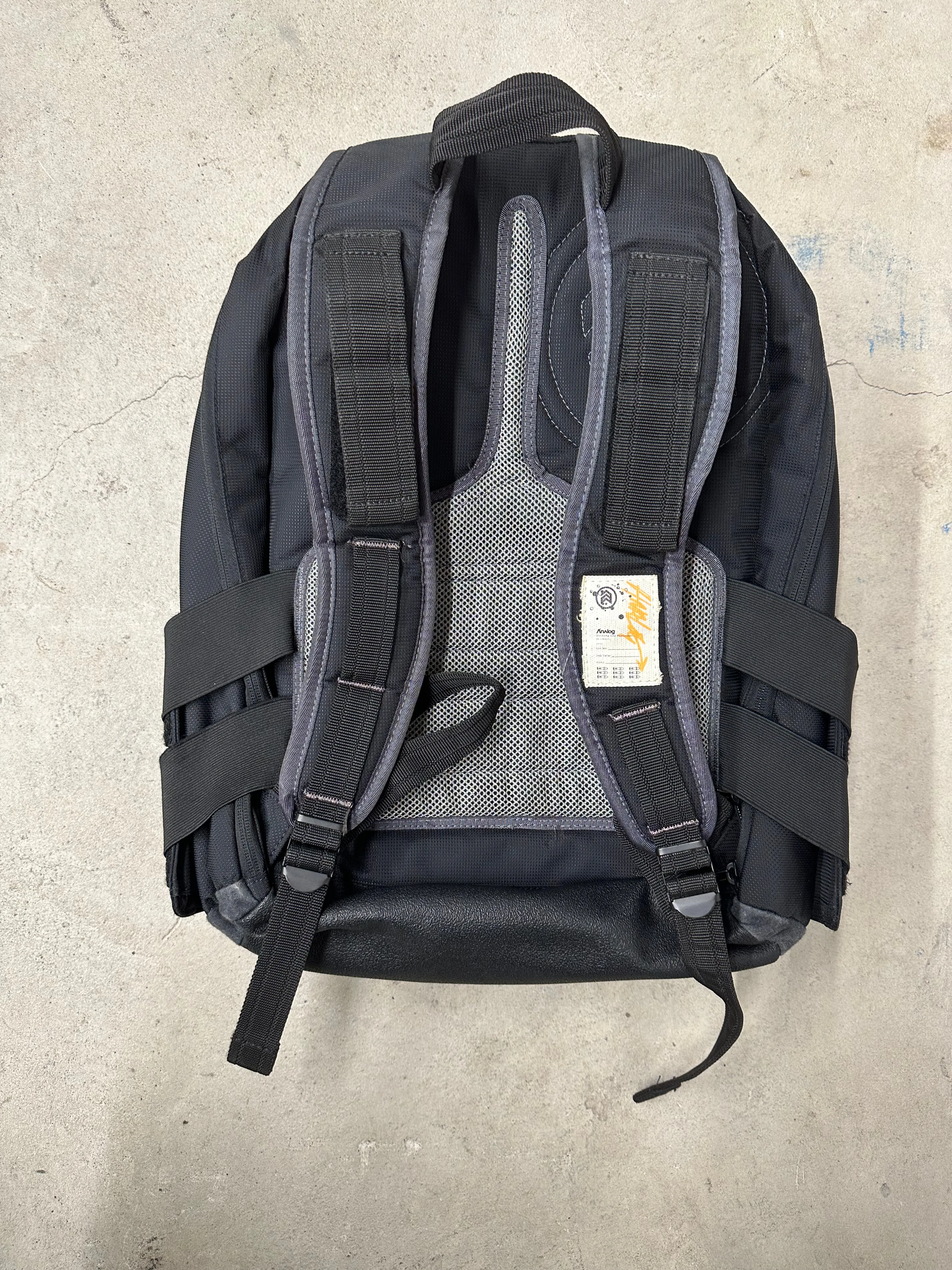 ANALOG PACK VEST