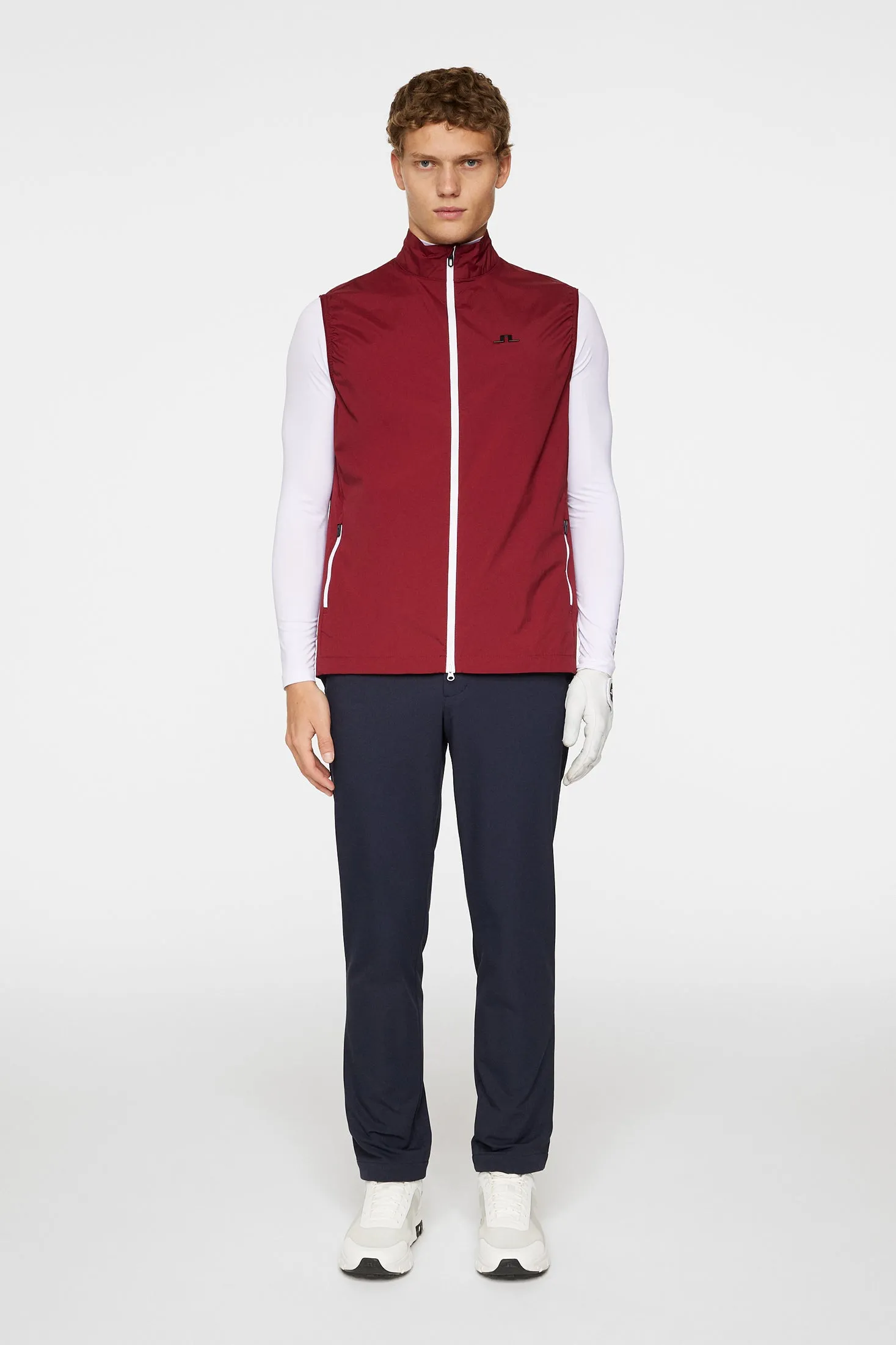 Ash Light Packable Vest / Cabernet