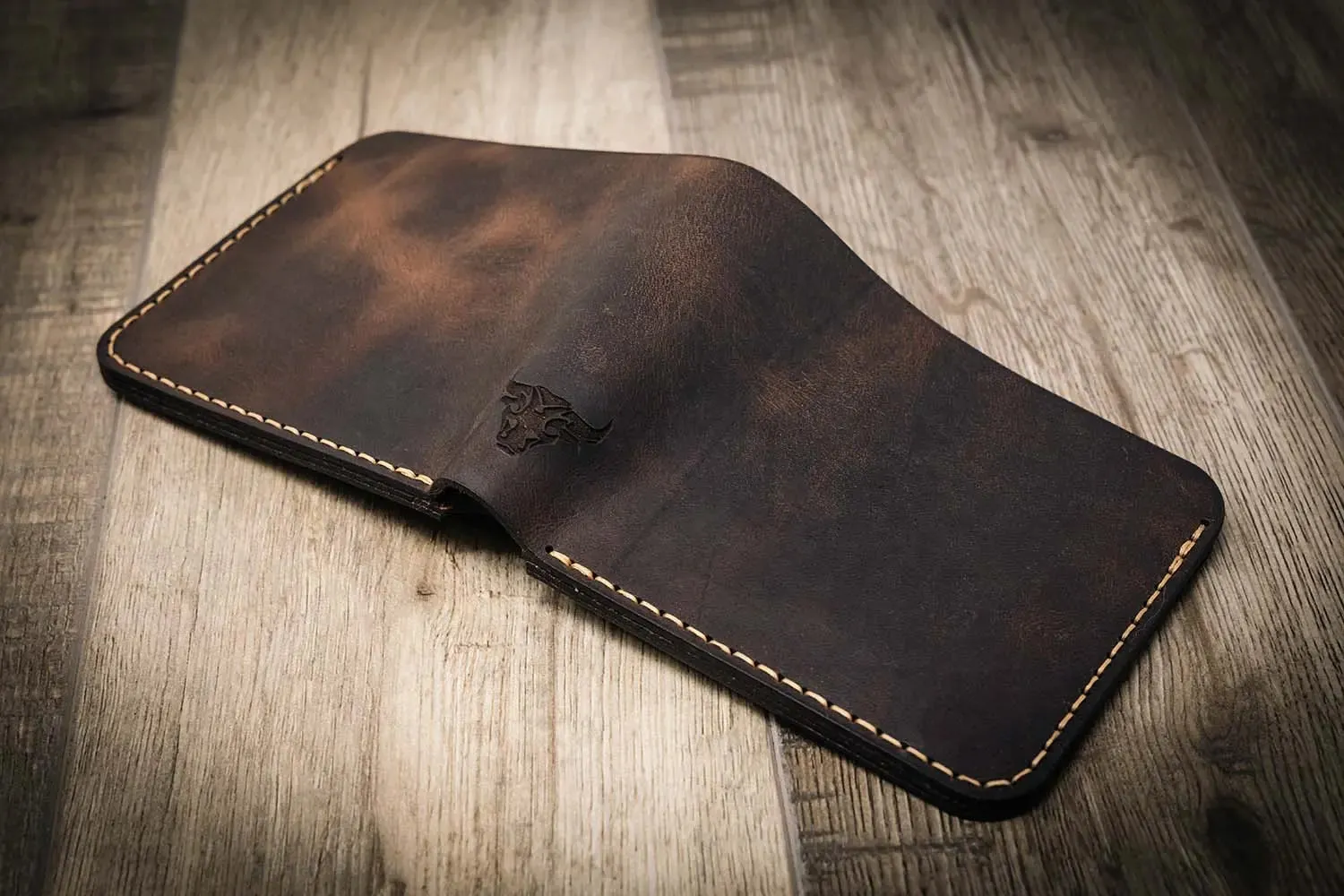 Badge Bifold Wallet - Walnut Brown