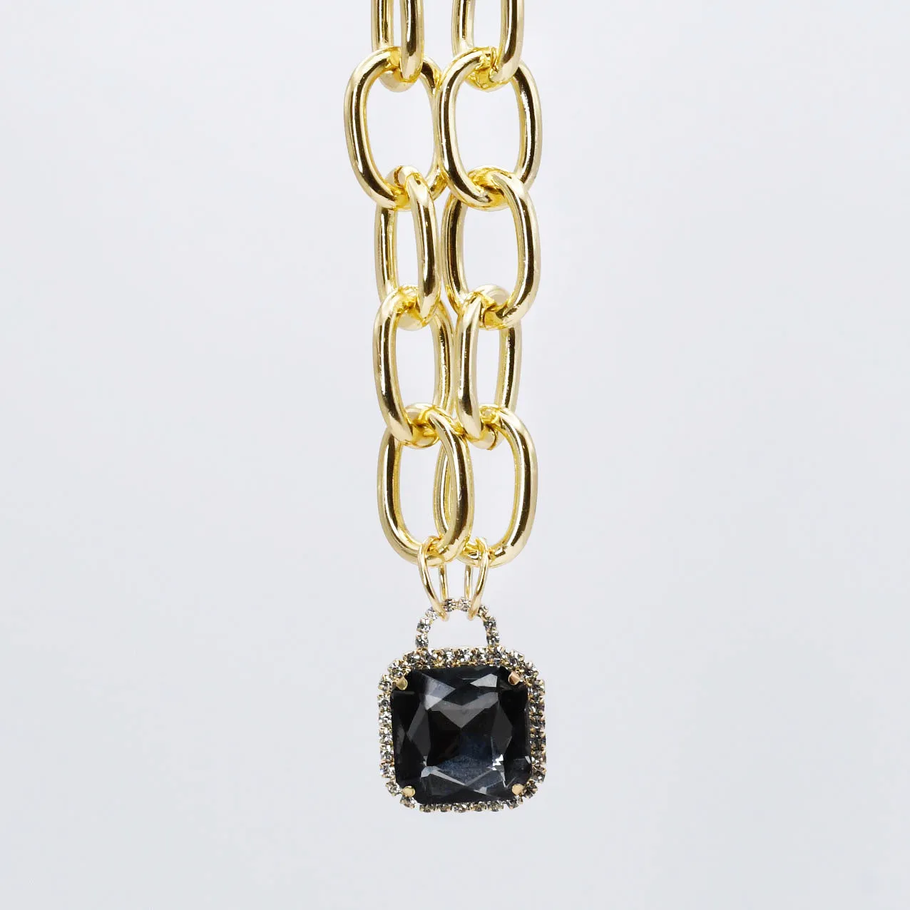 Black Glamour Chunk Necklace Gold