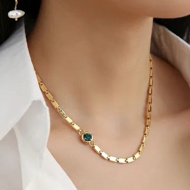 Dazzling Stone Necklace