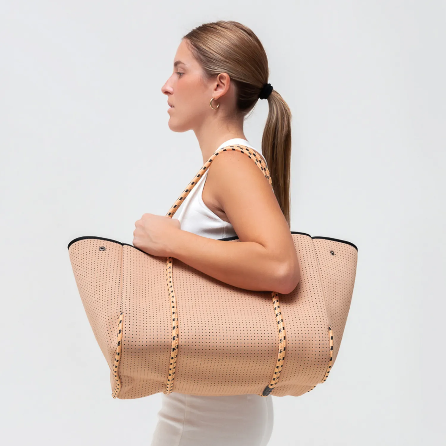 FLAP CROSSBODY   EVERYDAY TOTE - TAN