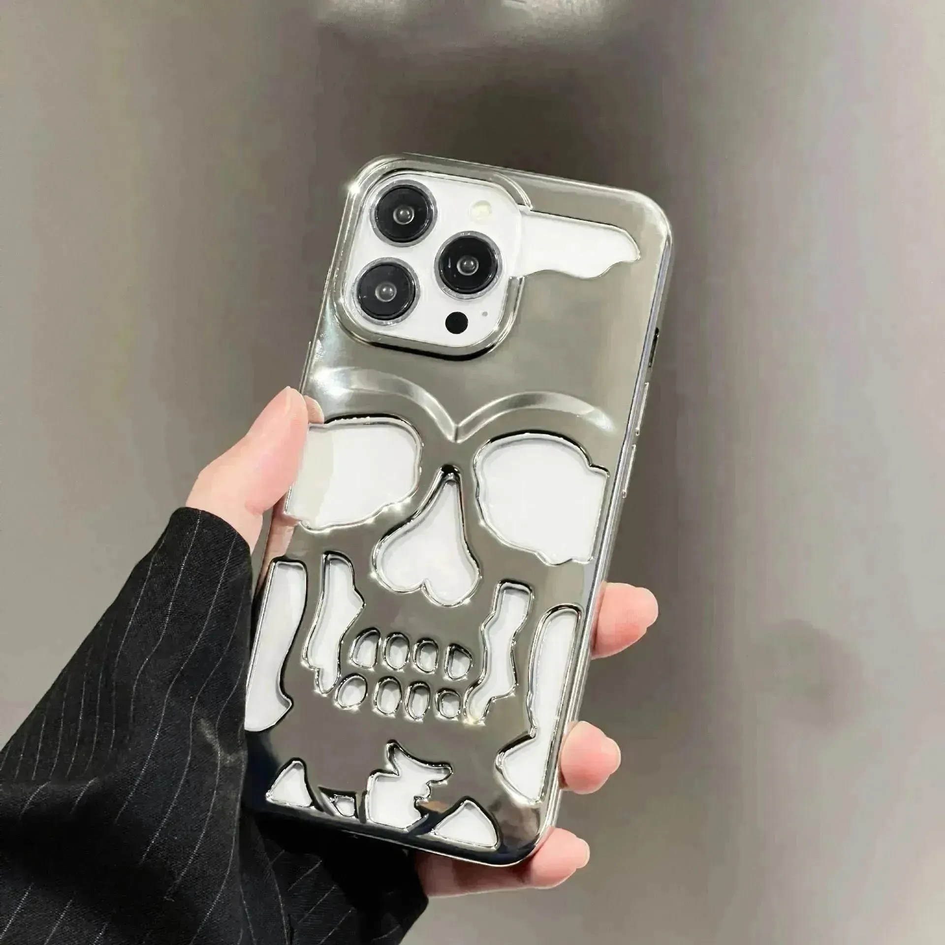 Luxury 3D Skull Metallic Glossy Gothic Phone Case compatible wit Apple