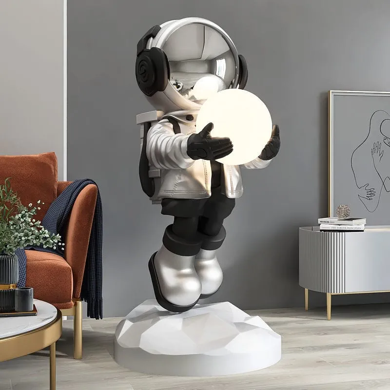 Modern Artistic Crafted Astronaut Statue Sculpture