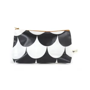 nobodinoz Pencil Case Capri Black Scales