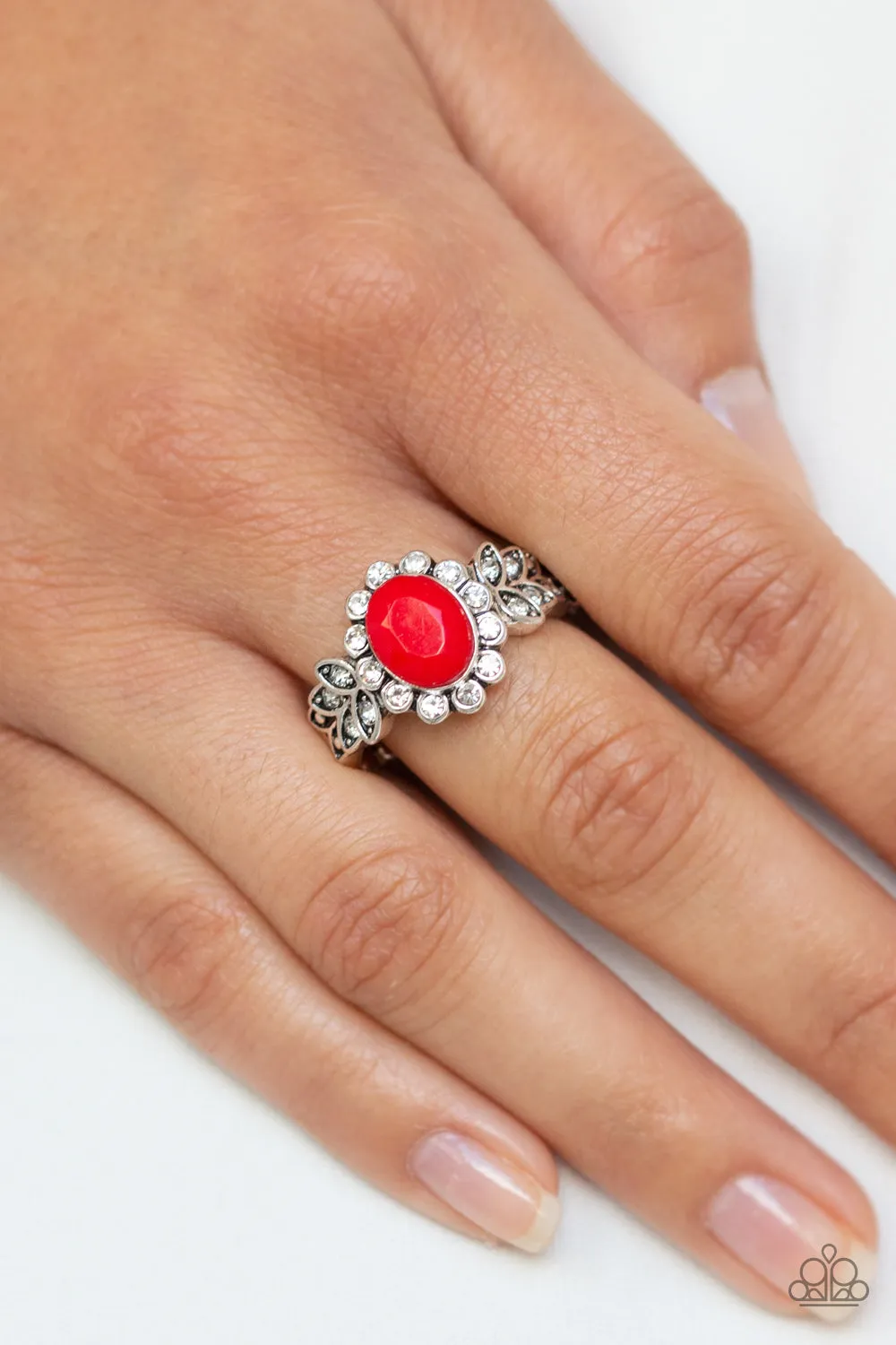 Paparazzi Accessories  - Glitter Garden #RR1/A4  - Red Ring