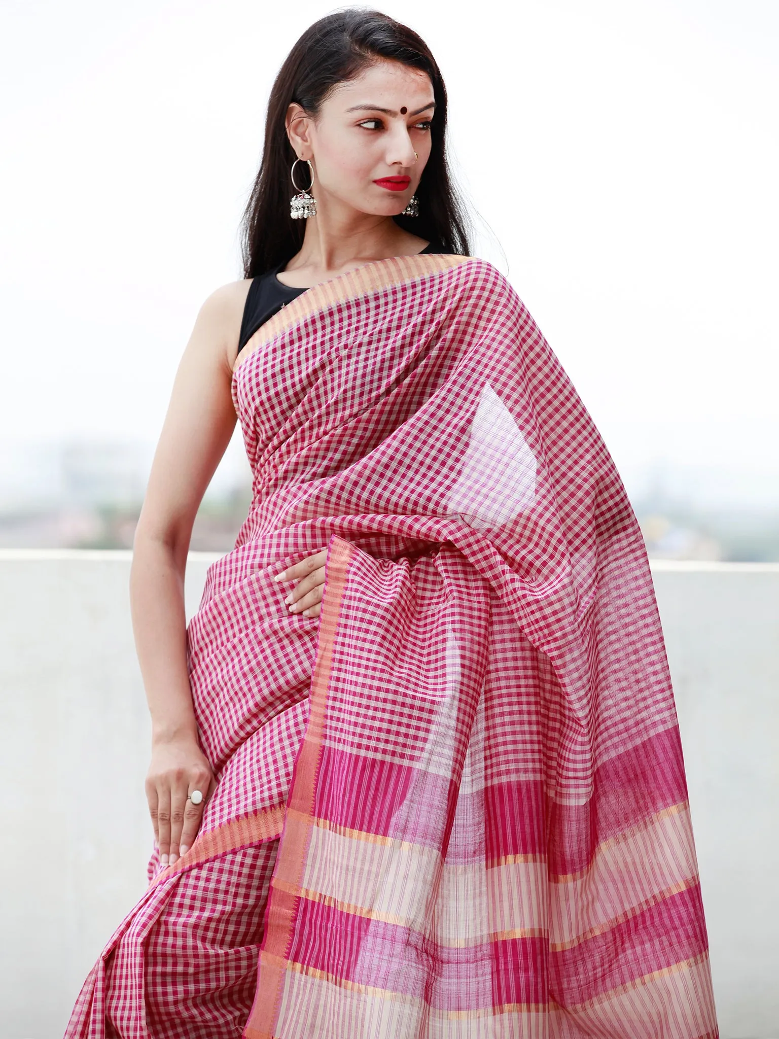 Purple Beige Handloom Mangalagiri Cotton Saree With Zari Border - S031703857