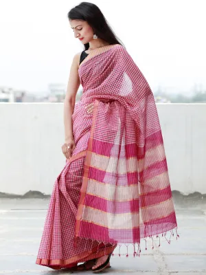 Purple Beige Handloom Mangalagiri Cotton Saree With Zari Border - S031703857