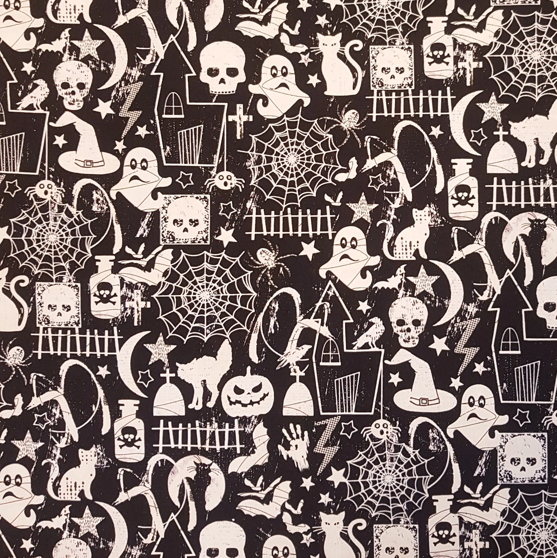 Timeless Treasures Spooky Halloween Glow Motifs Cotton Fabric