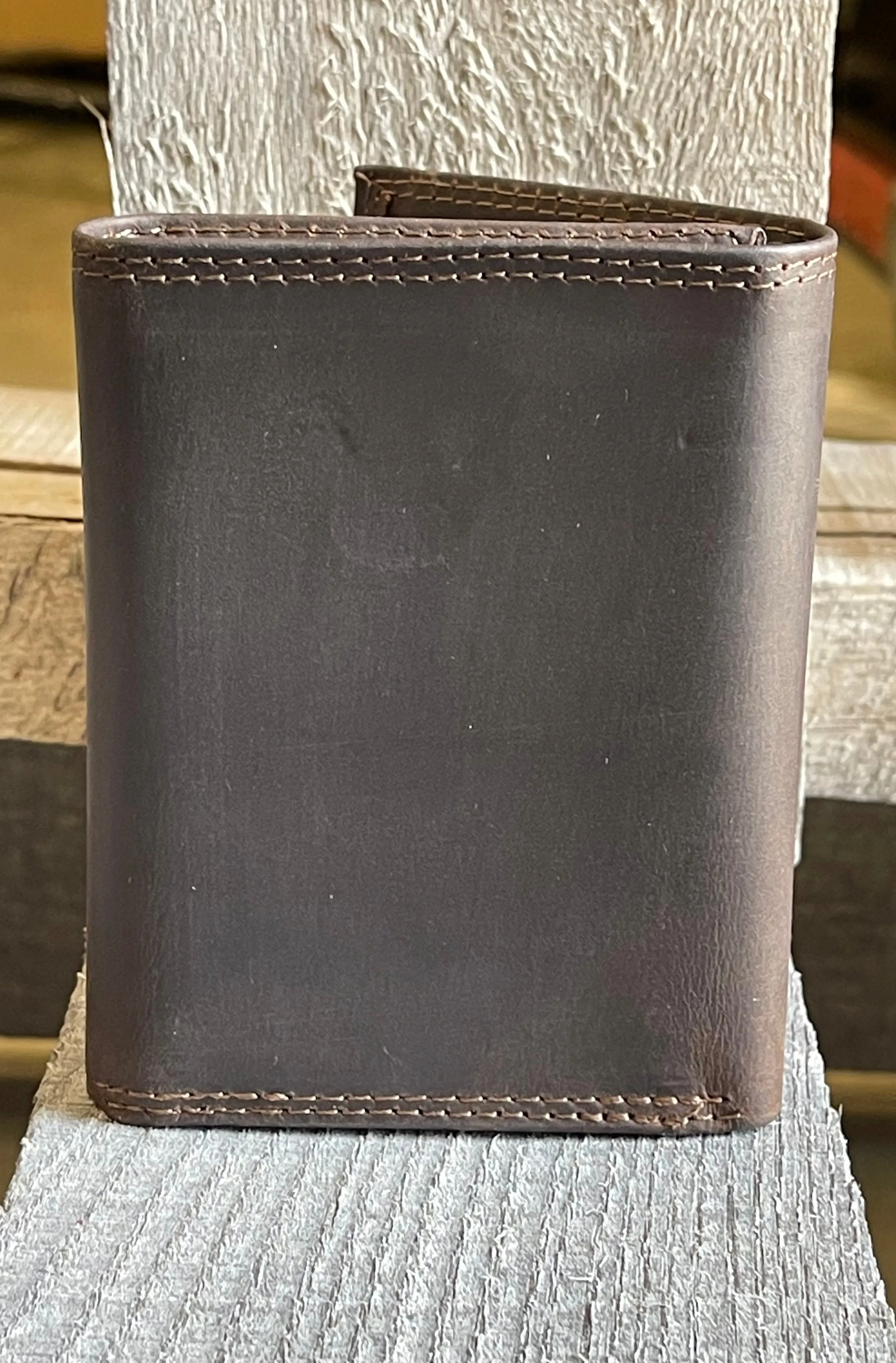 Zep-Pro IWT2CRZH-OLEMISS University of Mississippi Brown “Crazy Horse” Leather Tri-fold Wallet